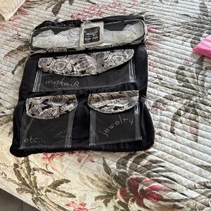 Make up and jewelry travel organizer